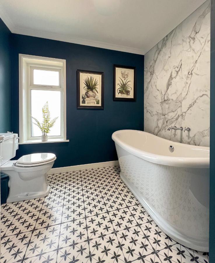 Luxurious Converted Old Victorian Bank Building Stewartstown Buitenkant foto